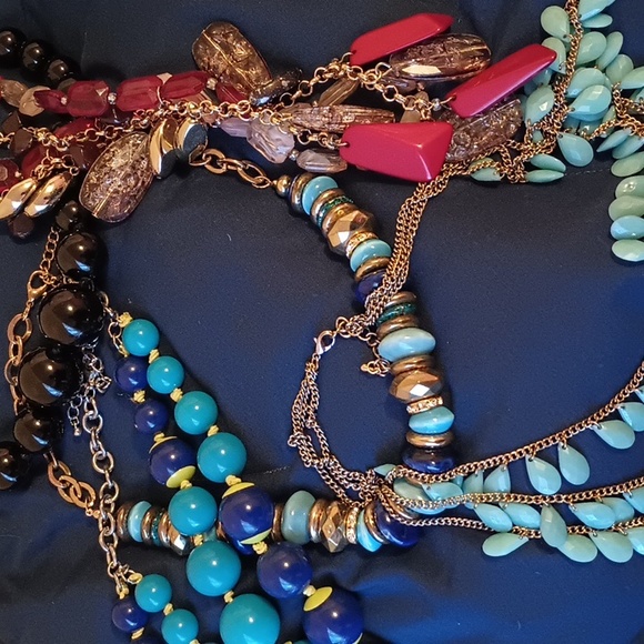 Necklace - Picture 4 of 5